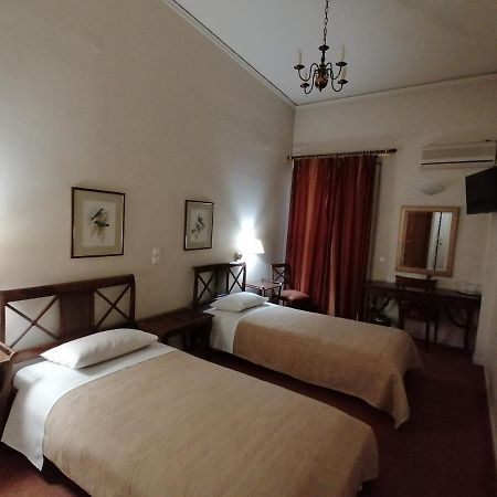 Hotel Galaxias アグリニオ エクステリア 写真
